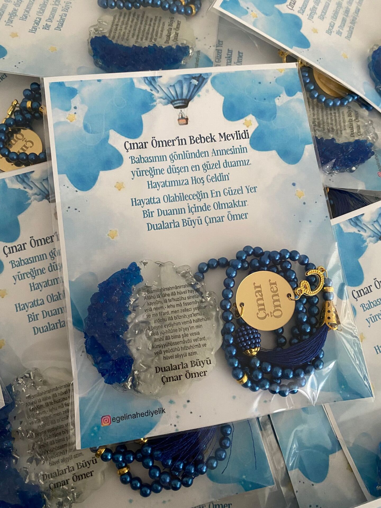 Dualı Kartlı Taşlı Epoksi Magnet Tesbih Hediyeliği